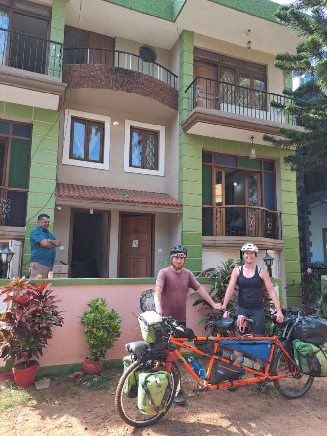 Hotel Menezes House Panaji Esterno foto