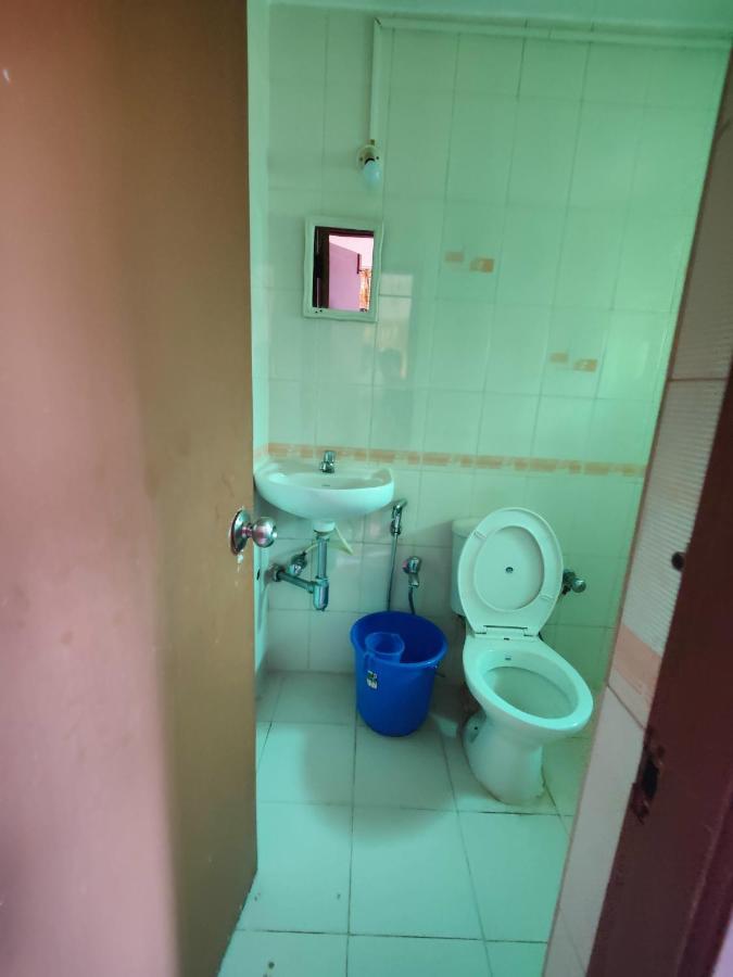 Hotel Menezes House Panaji Esterno foto