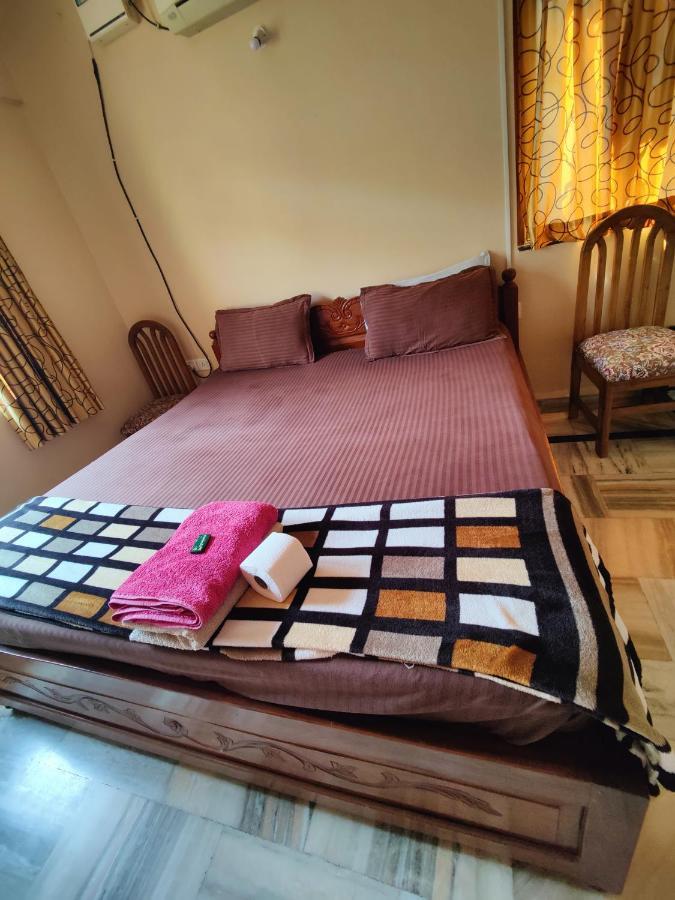 Hotel Menezes House Panaji Esterno foto