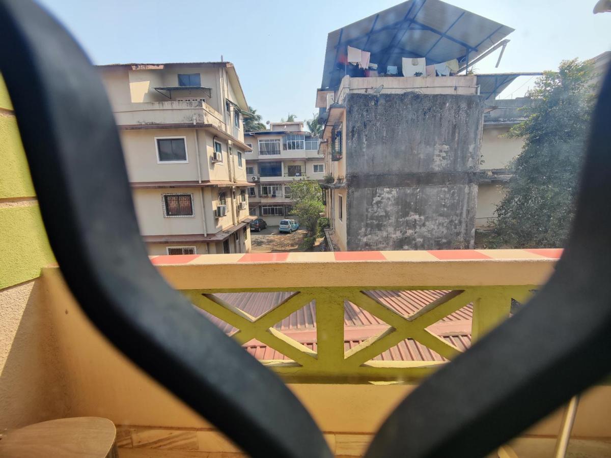 Hotel Menezes House Panaji Esterno foto