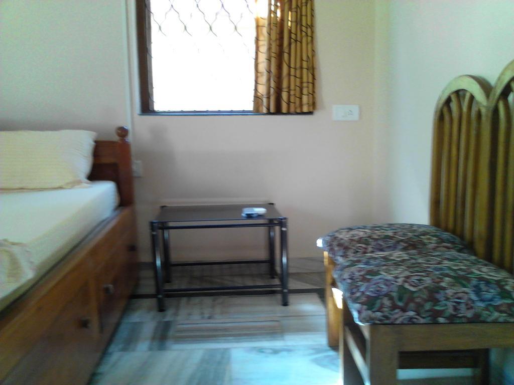 Hotel Menezes House Panaji Esterno foto