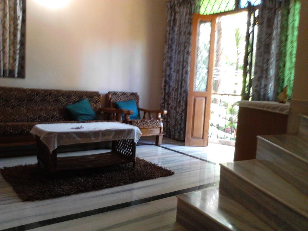 Hotel Menezes House Panaji Esterno foto