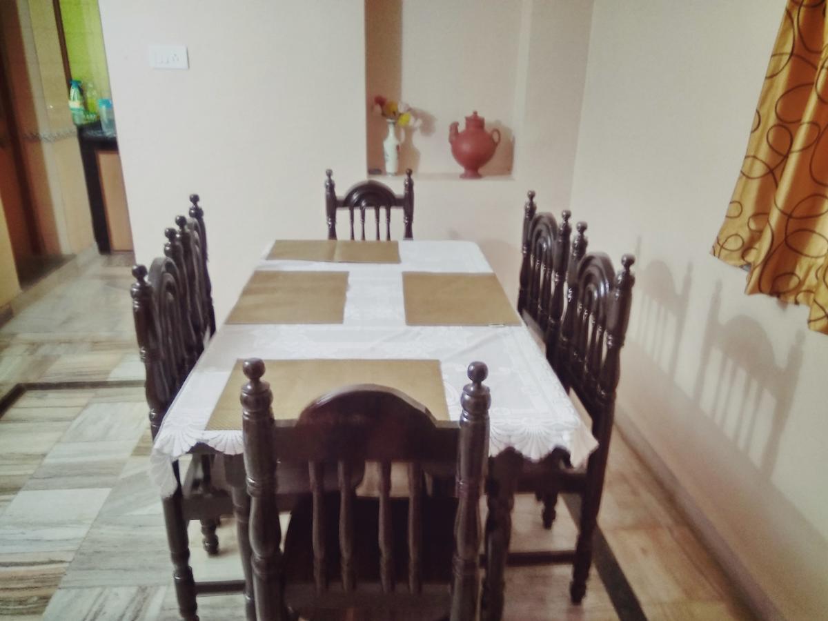 Hotel Menezes House Panaji Esterno foto