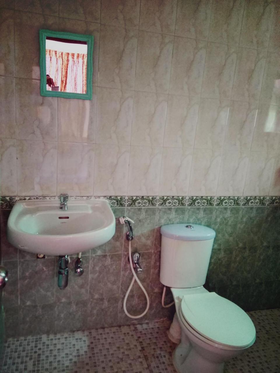 Hotel Menezes House Panaji Esterno foto