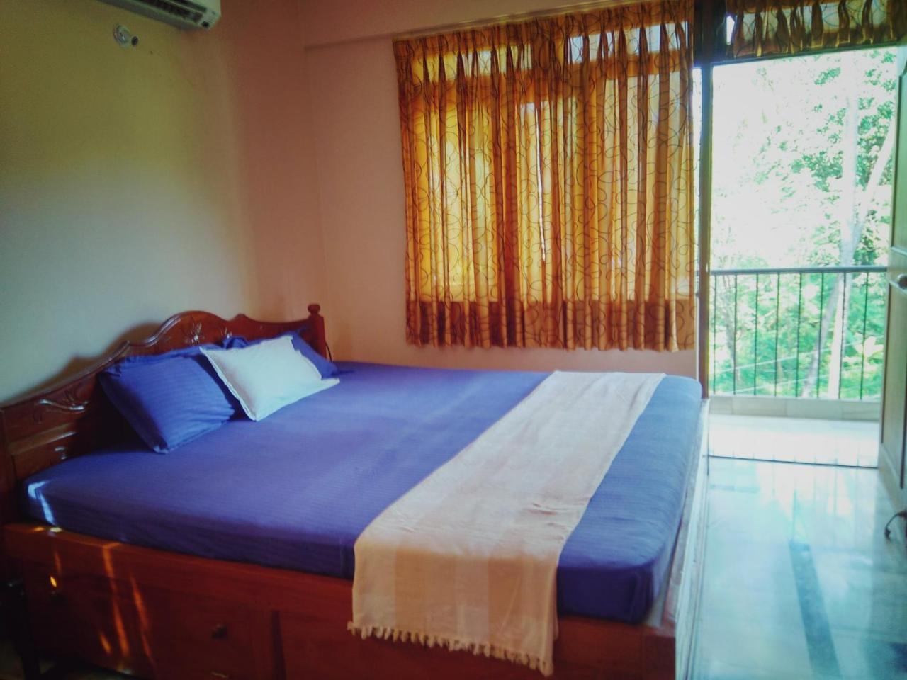 Hotel Menezes House Panaji Esterno foto