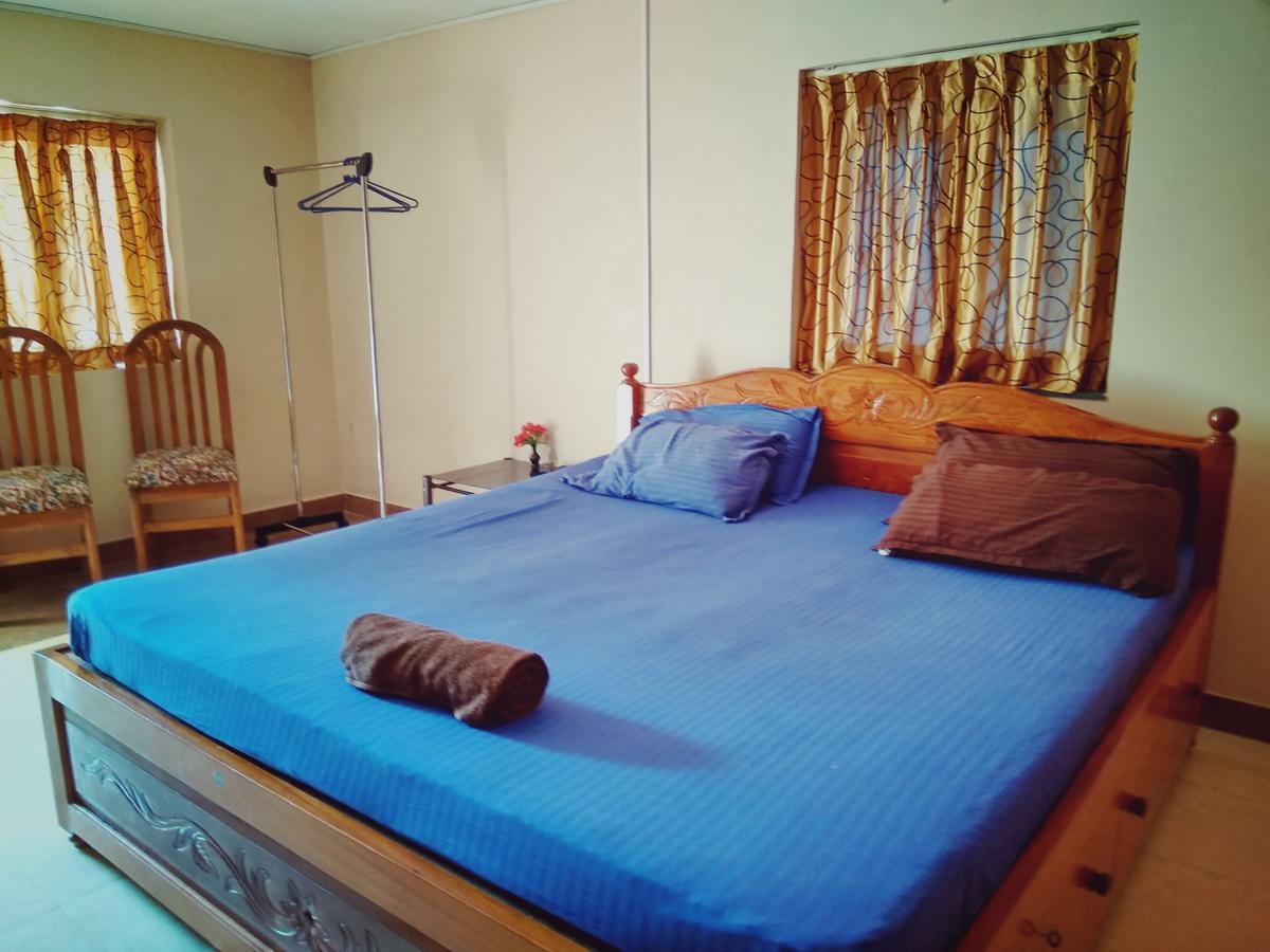 Hotel Menezes House Panaji Esterno foto