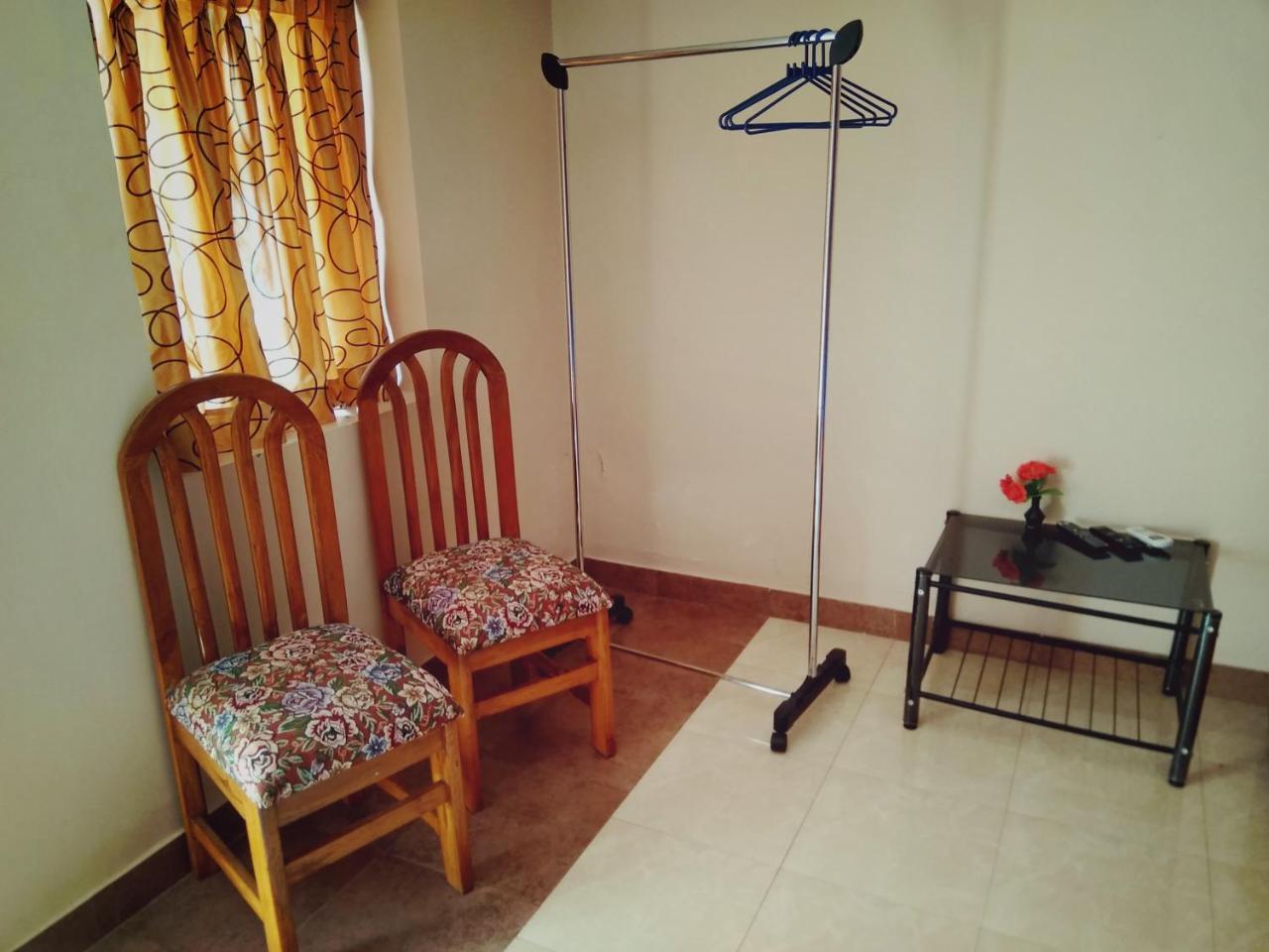 Hotel Menezes House Panaji Esterno foto